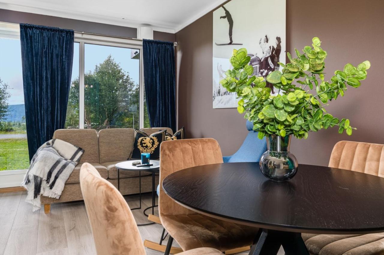 Leilighet Beitostolen Sentrum, Terrasse Og Innendors Parkering ภายนอก รูปภาพ